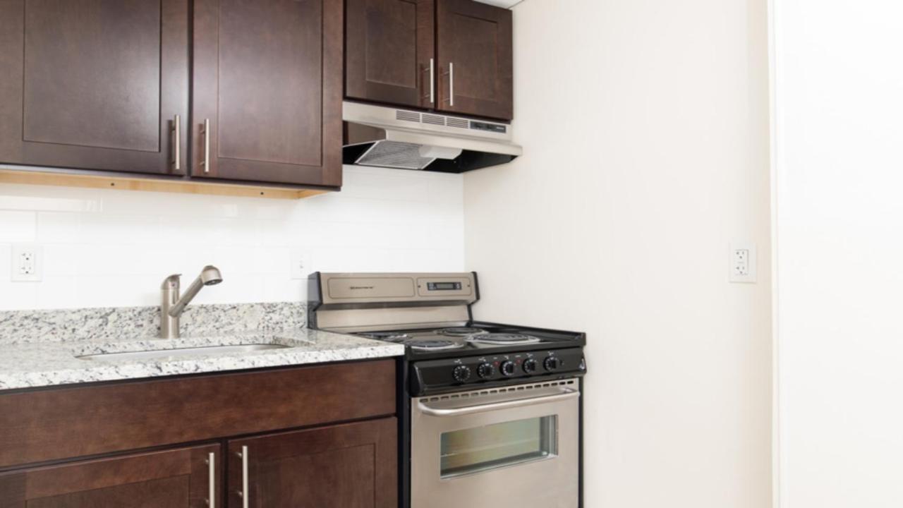 Charming Downtown Crossing Suites By Sonder Everett Номер фото