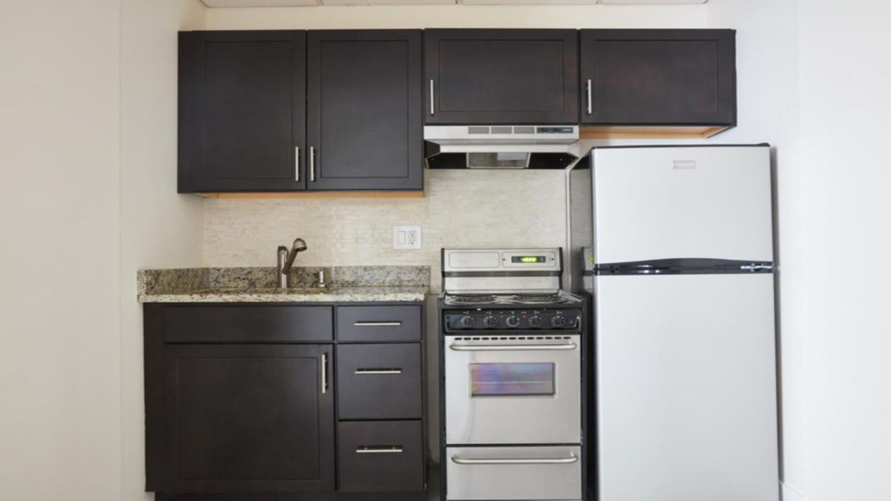 Charming Downtown Crossing Suites By Sonder Everett Экстерьер фото